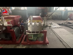 Máquina homogeneizadora de emulsões alimentares / Equipamento homogeneizador industrial